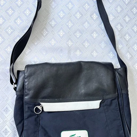 LACOSTE Black Nylon Logo signature Messenger Laptop shoulder bag - Picture 4 of 13